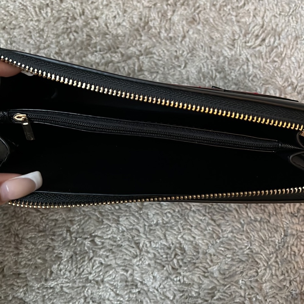 Picture Perfect Handbag - Picture 4 of 6